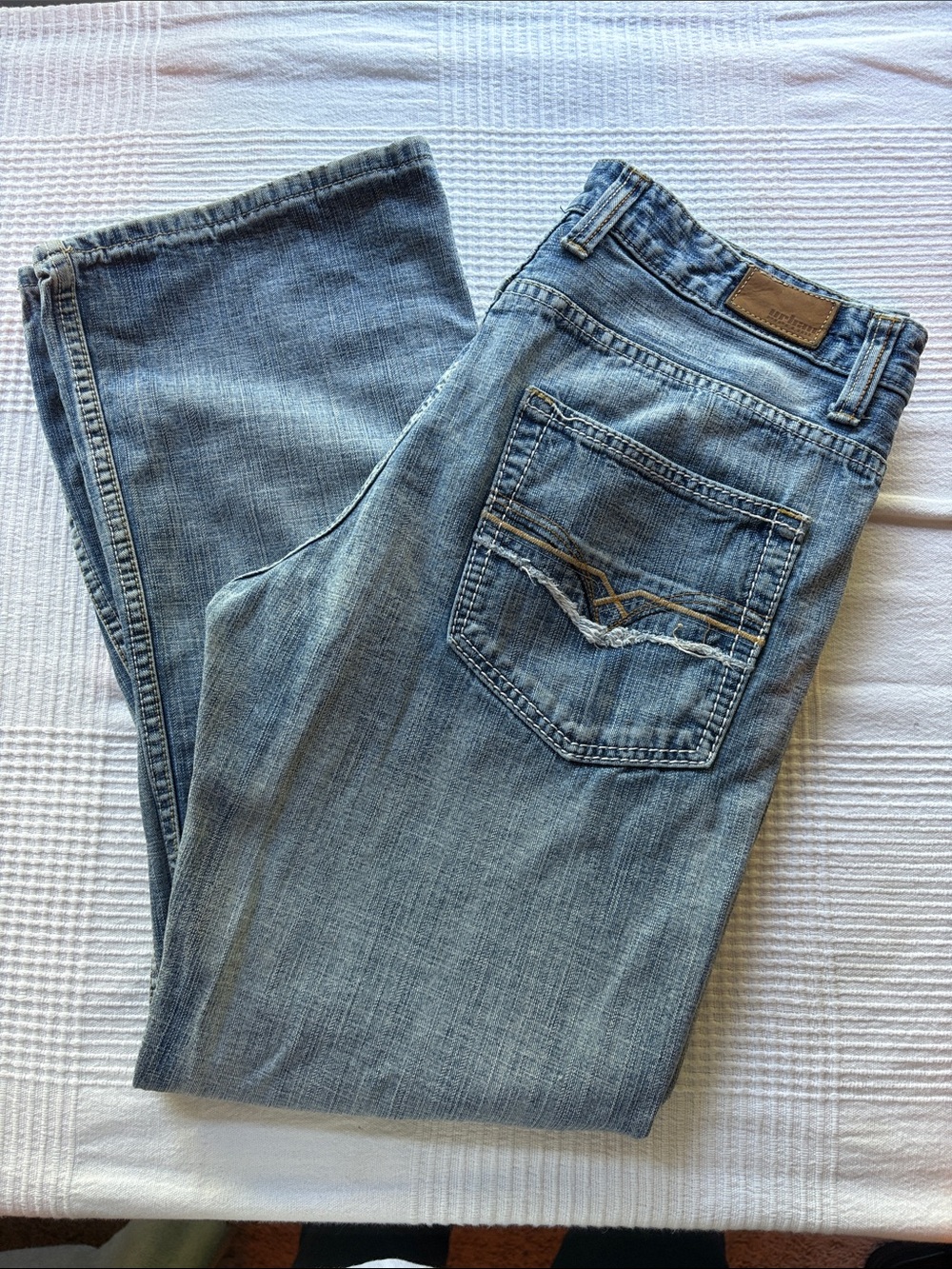 urban pipeline Light Wash Straight Jeans